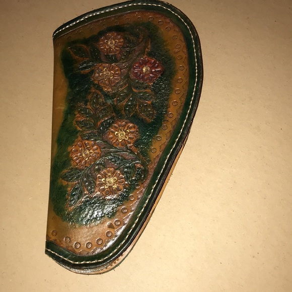 Handmade Gun Case - Picture 2 of 7